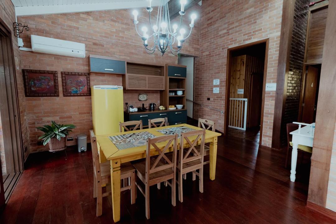 Otima Casa Ampla Em Localizacao Privilegiada! Holiday home